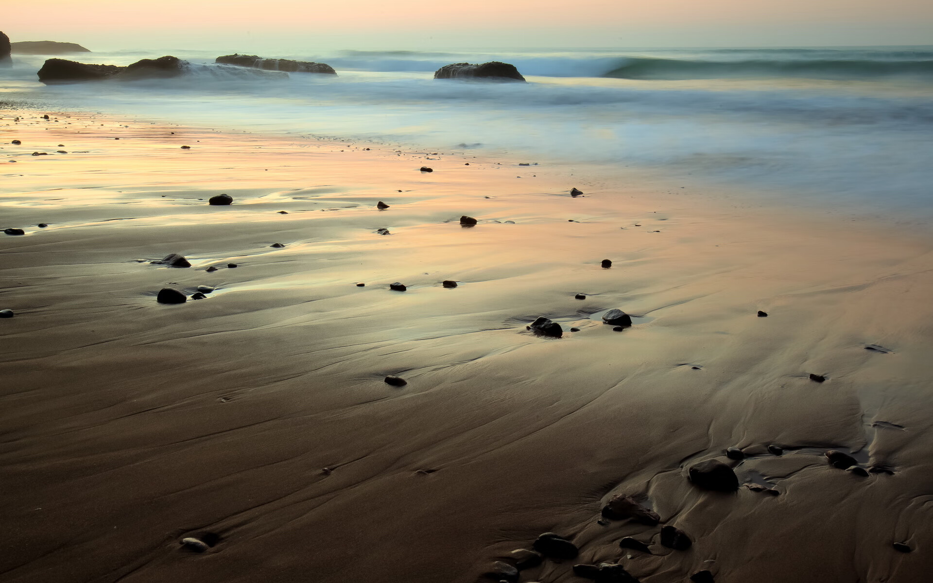 基层足球俱乐部资金短缺严重,基层足球俱乐部资金短缺严重怎么办