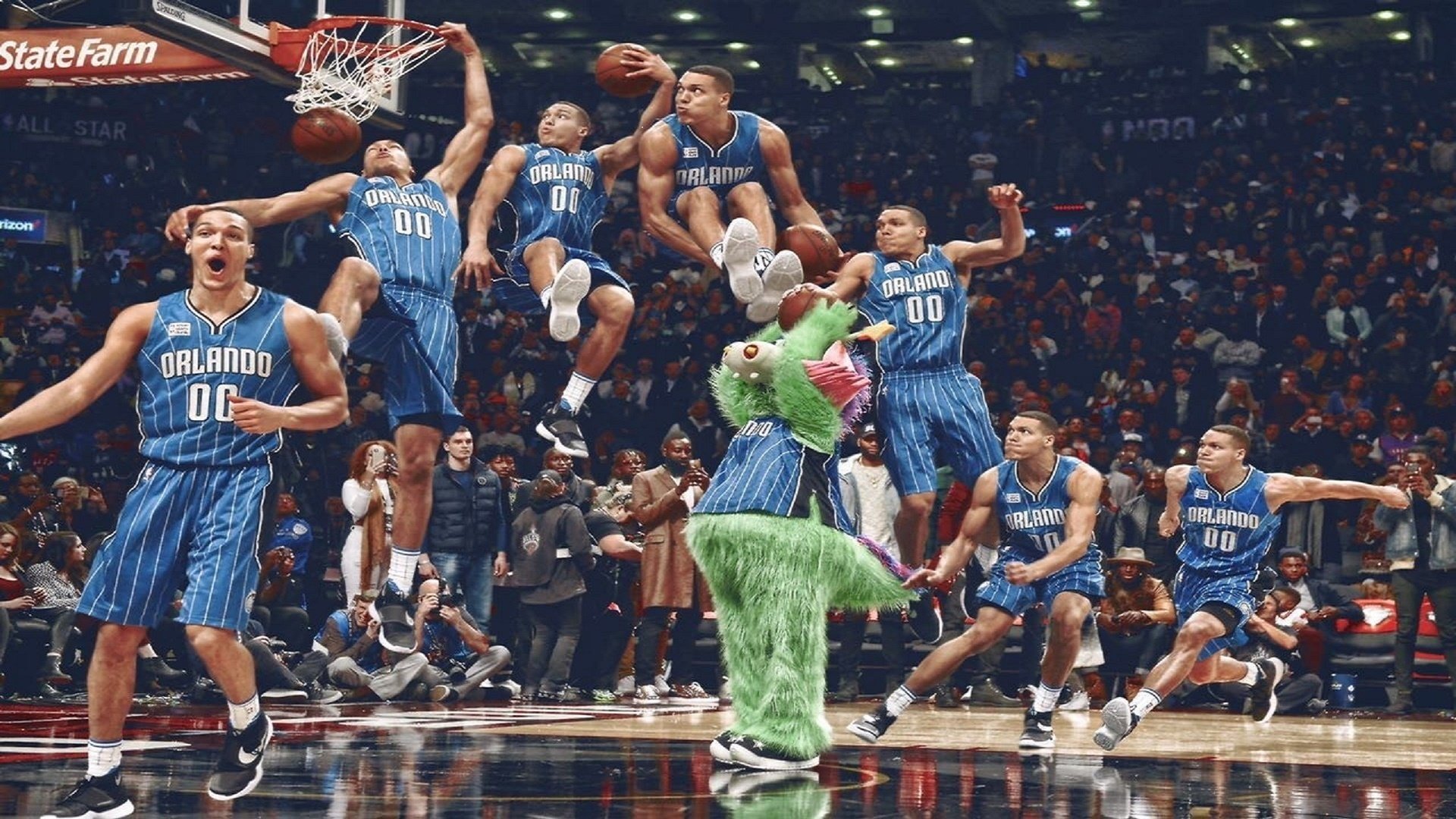 球迷热情高涨,现场气氛火爆,球迷们大饱眼福