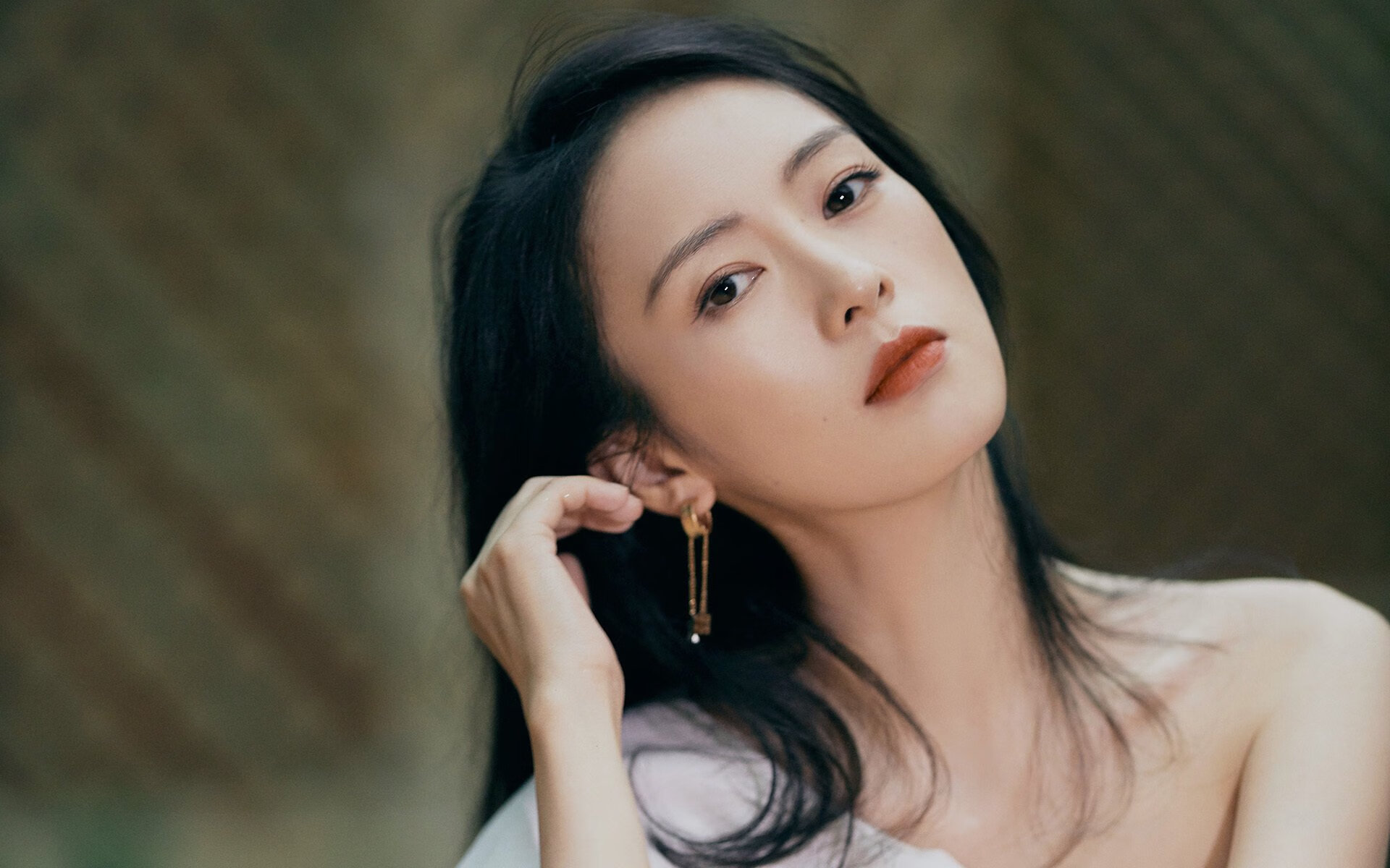 开云体育在线-以足球主题的公益文化卡通产品深受儿童喜爱，足球文化节儿童画