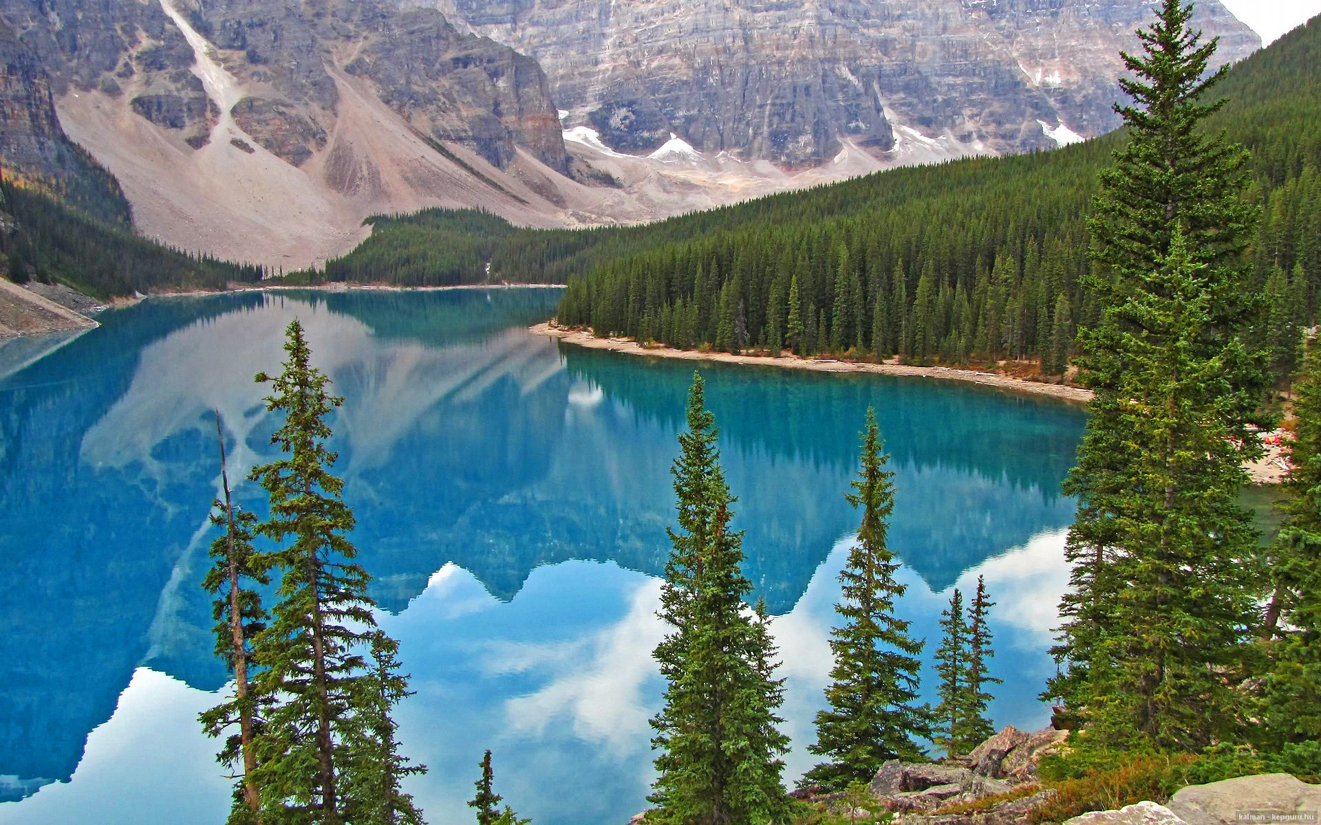 开云体育官网登入-塞尔维亚女篮在欧洲冠军赛中展现统治力，奋力夺牌