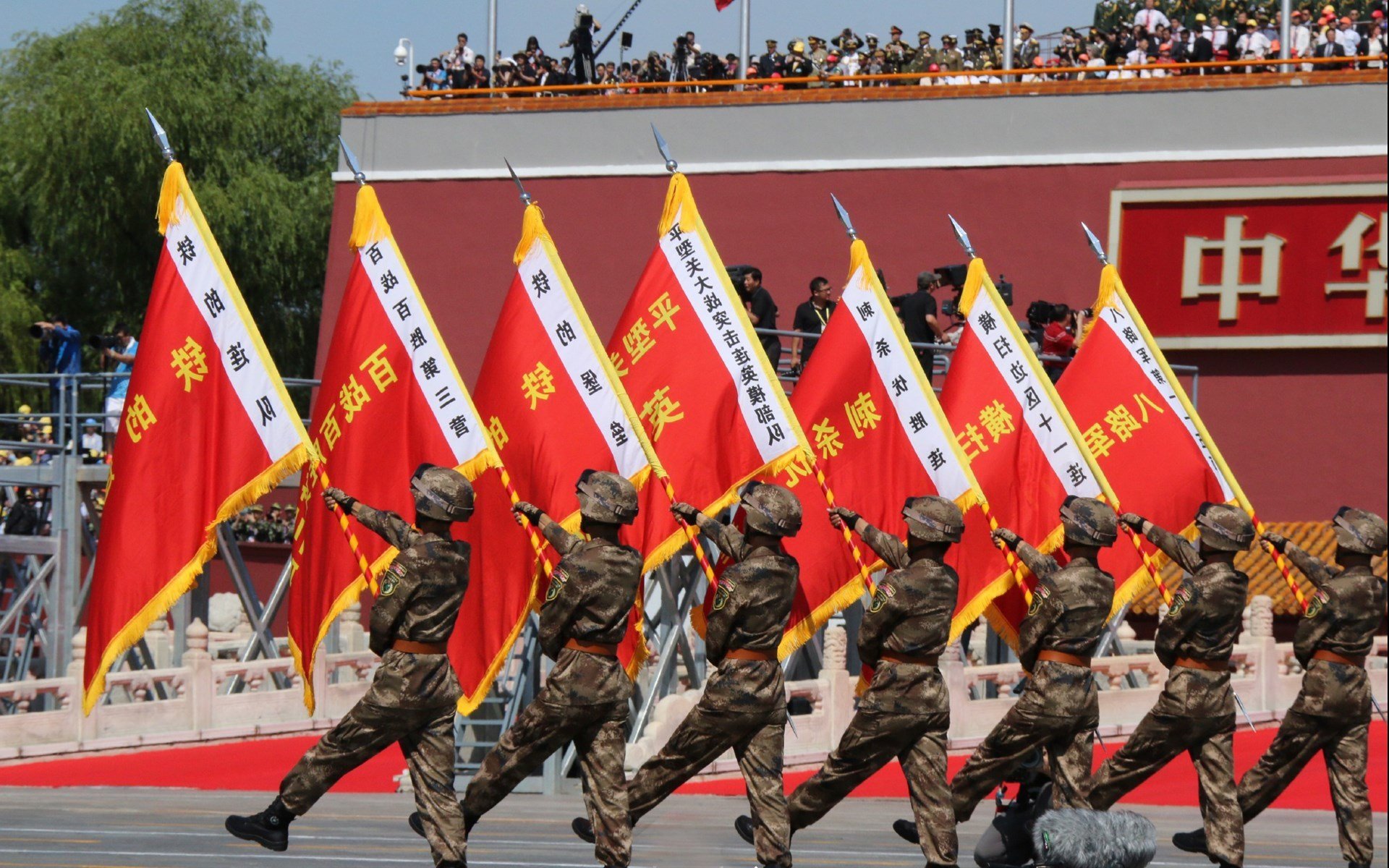 德国中坚卢卡斯·梅尔滕斯状态在线，德国选手卢卡斯·梅尔滕斯