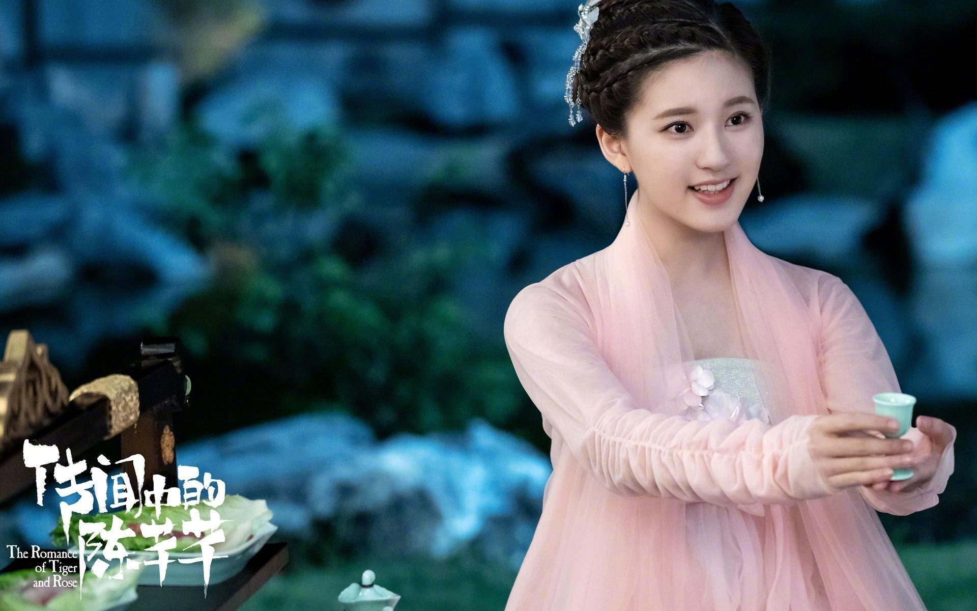 莫伊：全黑队的强力前锋，用出色的防守和scrum带来巨大优势，莫伊塞斯队长