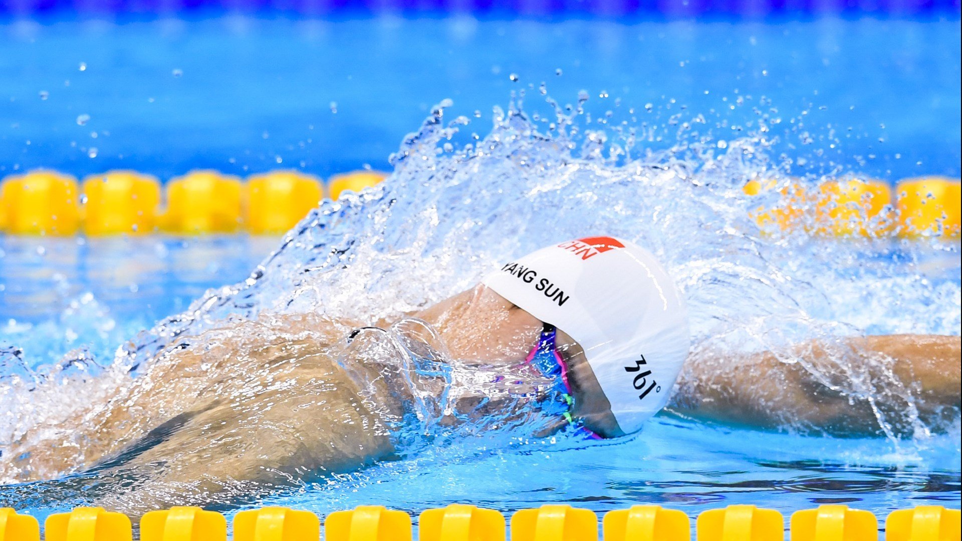 达米恩·麦肯齐：全黑队的进攻先锋，速度与技巧并存